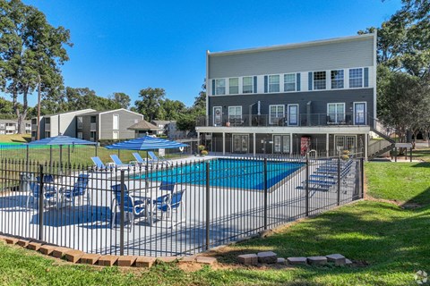 View of the entire pool area behind the leasing office at Maplewood apartments in Shreveport, LA.