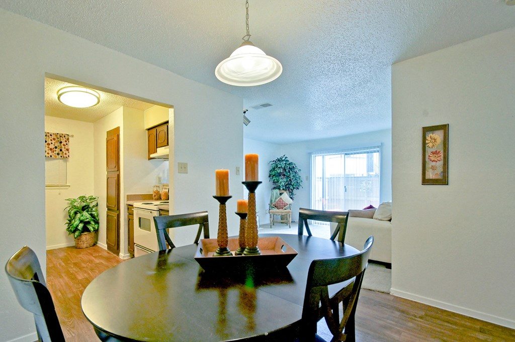 Model Dining Room at 600 Baylor in Longview Tx