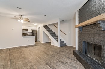 Apartment | Peppertree | Apartments in Charlotte, NC - Photo Gallery 5