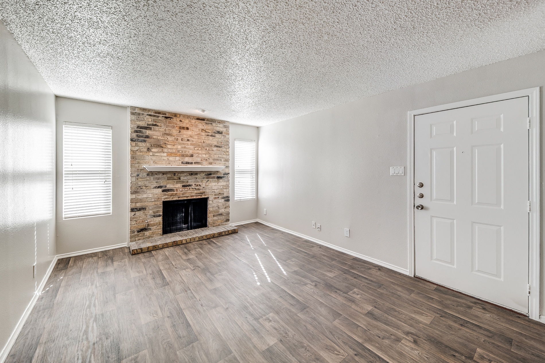 Ridgecrest Apartments