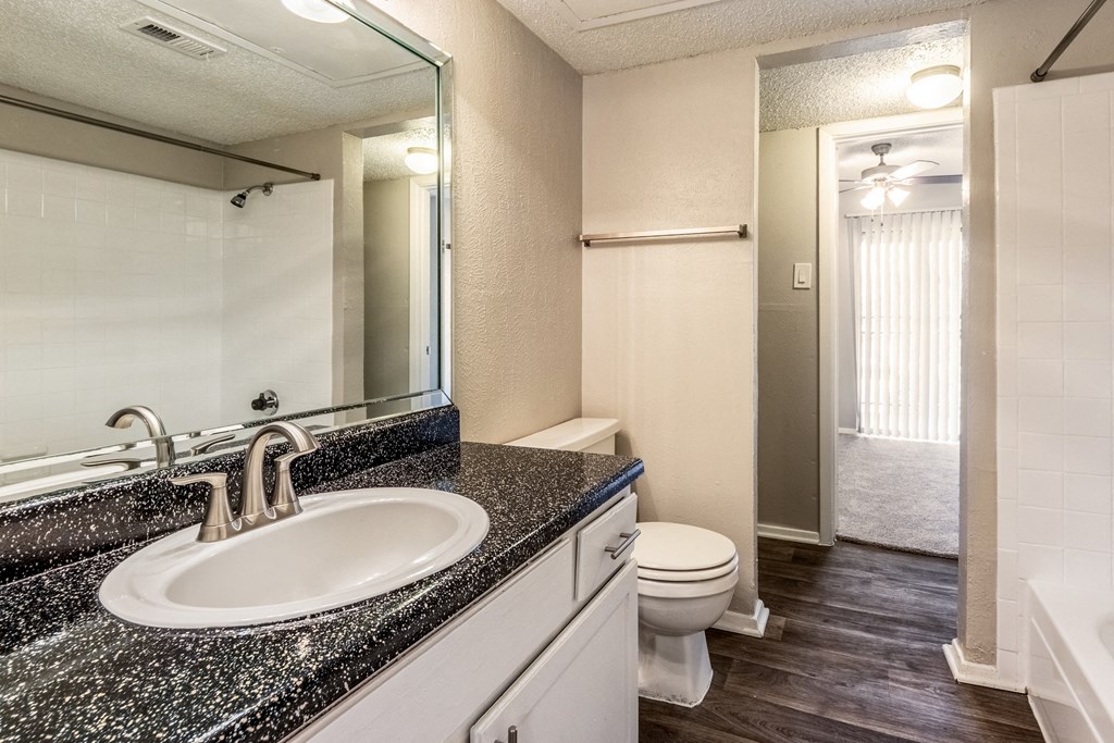 Vacant Bathroom at Noel on the Parkway Apartments in Dallas, Texas, TX
