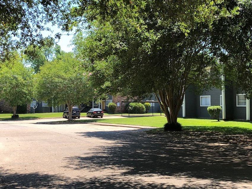 Bayou Oaks Apartments, 5440 Downing Street, Alexandria, LA RentCafe