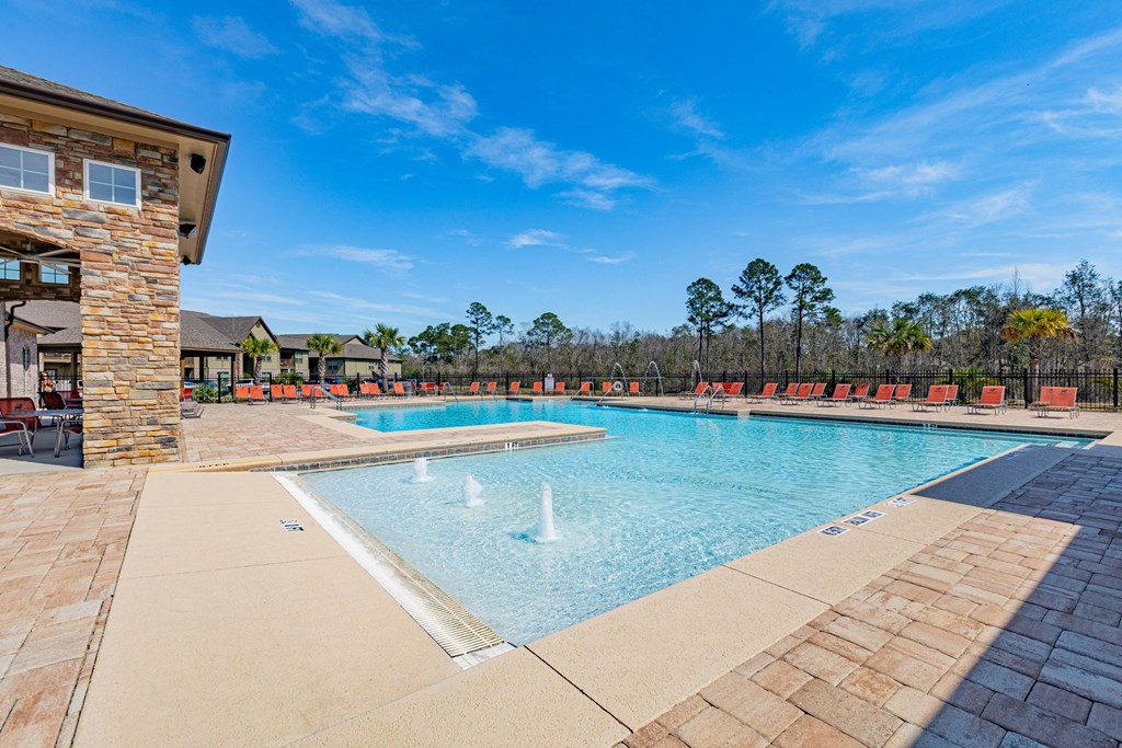 Pool | Pensacola Grand | Pensacola FL