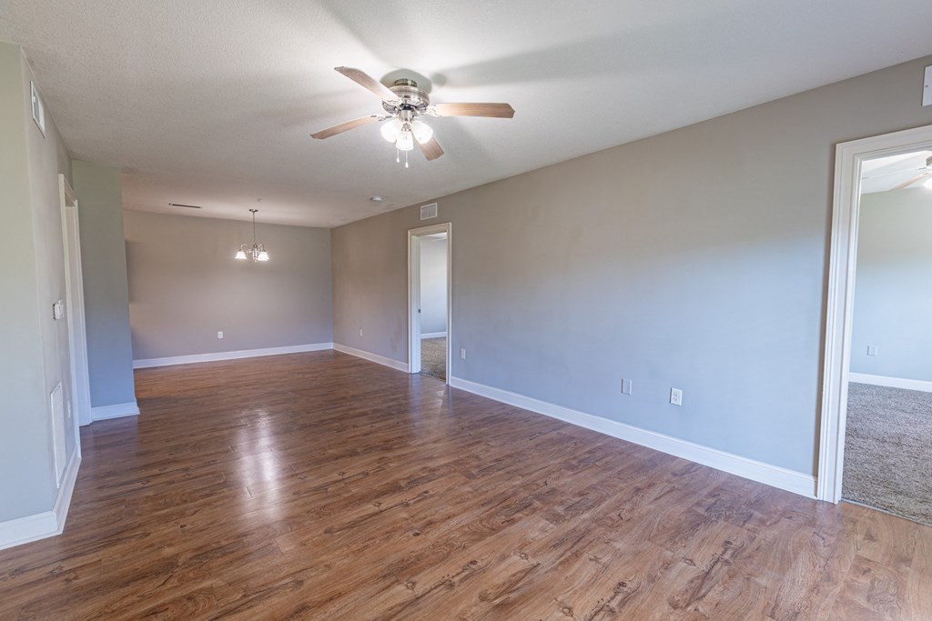 Living Room | Pensacola Grand | Pensacola FL