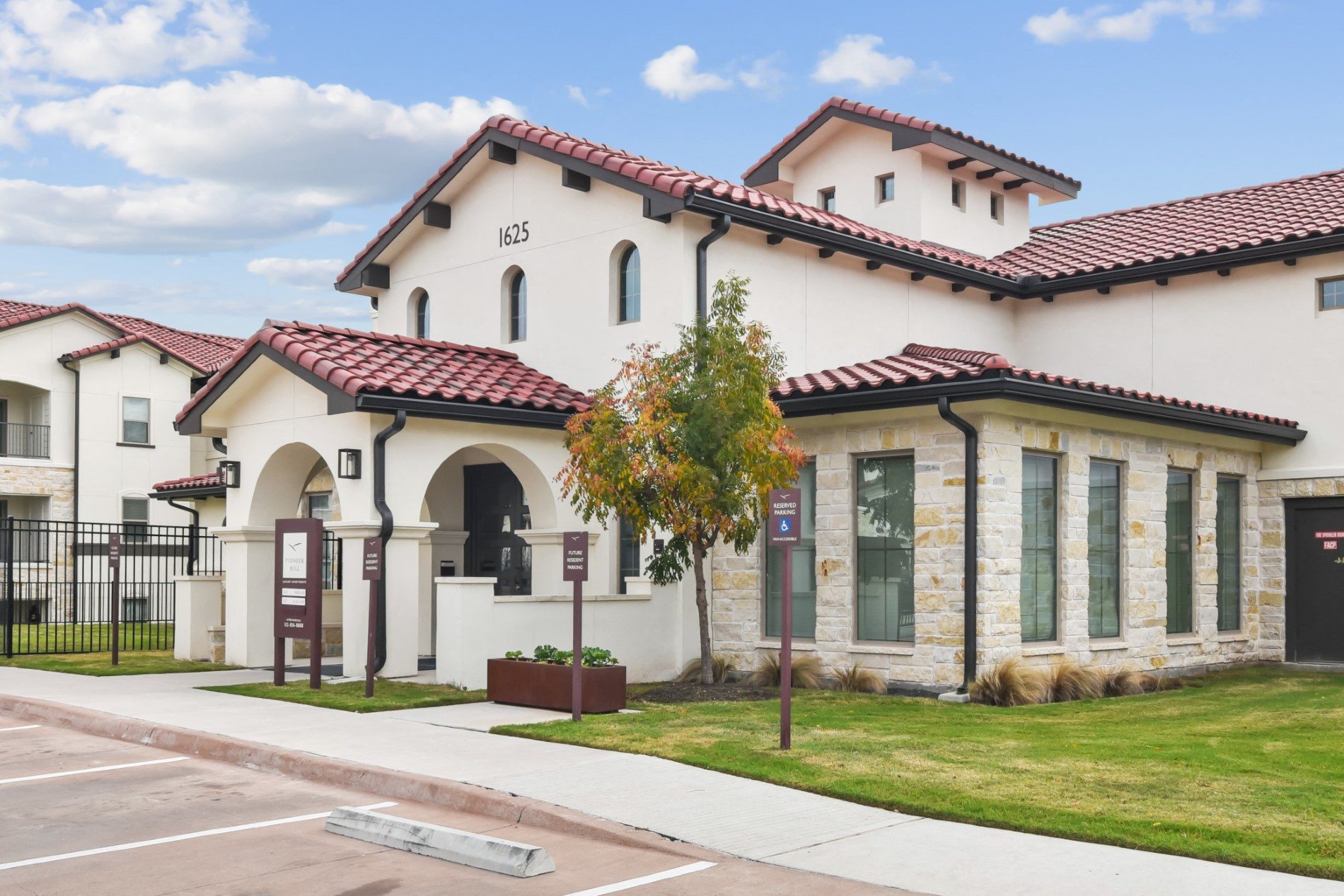 leasing office of Pioneer Hill in Austin, TX