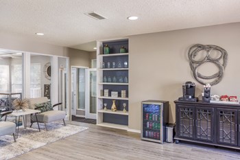 5800 Preston Oaks Rd 1-2 Beds Apartment for Rent - Photo Gallery 4
