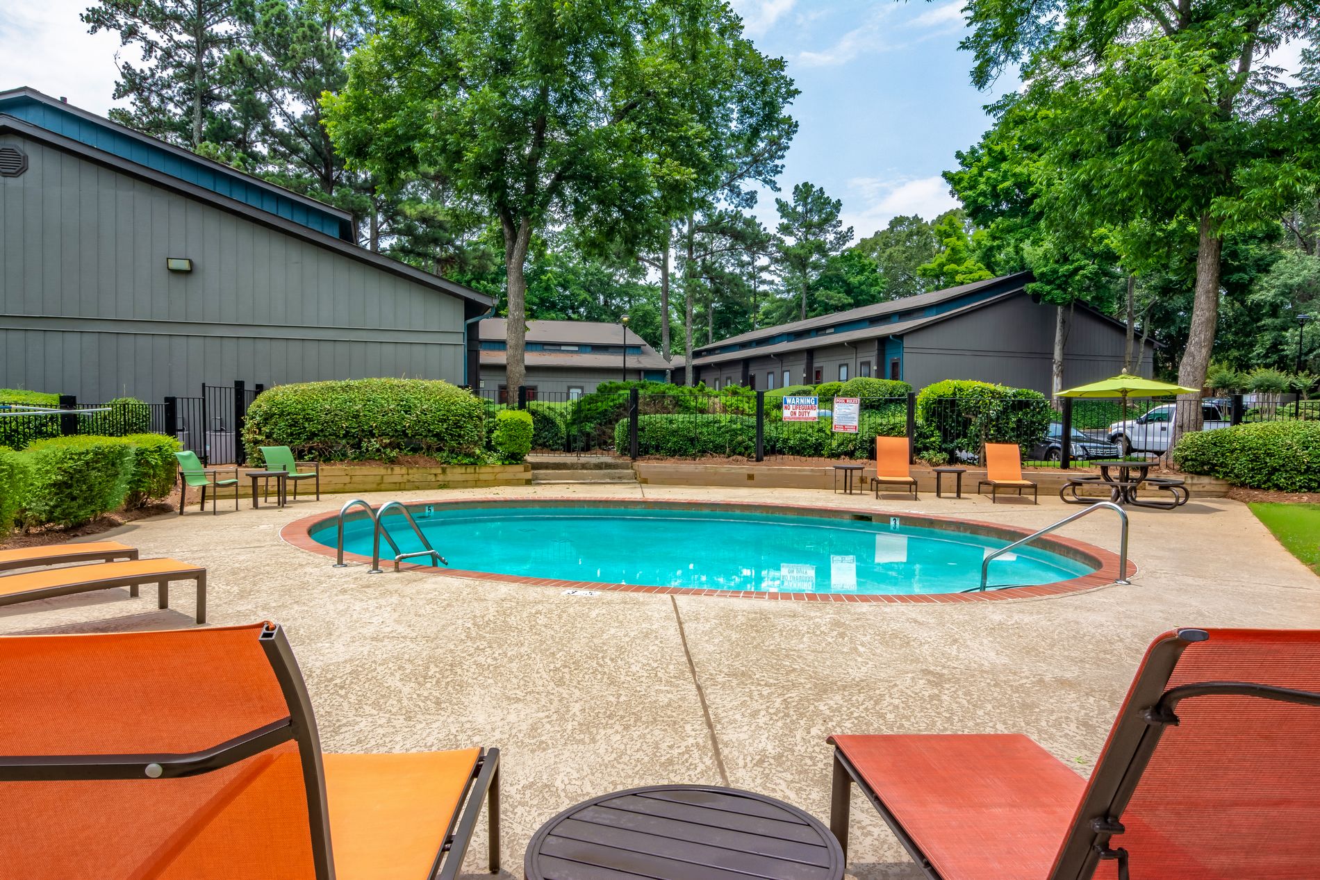 Pine Village North Apartments in Smyrna, GA