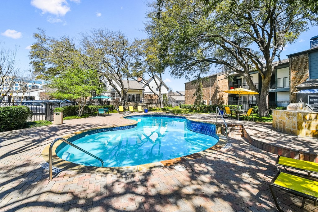 Pool at Davenport Apartments in Dallas, TX