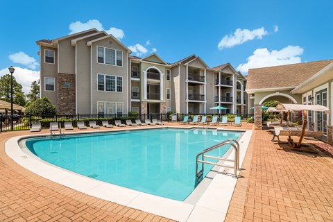the preserve at ballantyne commons pool and apartment buildings