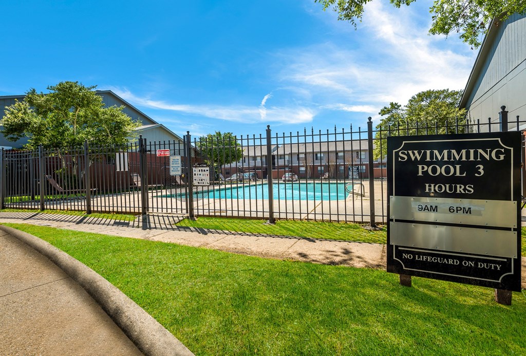 Pool 3 at Orleans Square in Shreveport, LA