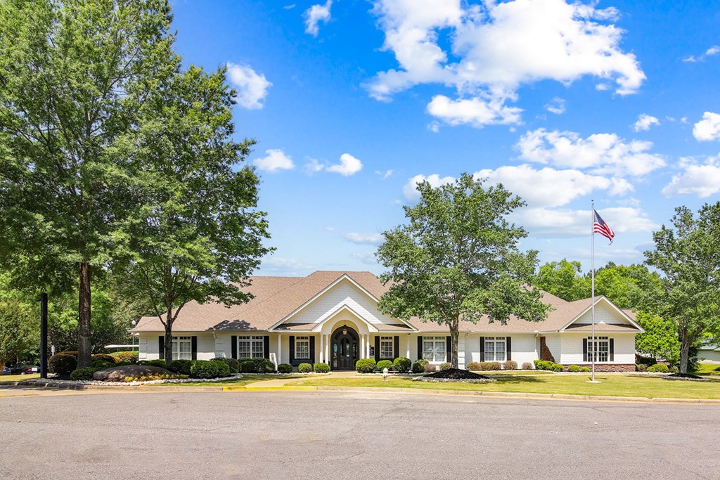 exterior view of leasing office at Grand Reserve at Columbus Apartments in Columbus, Georgia, GA