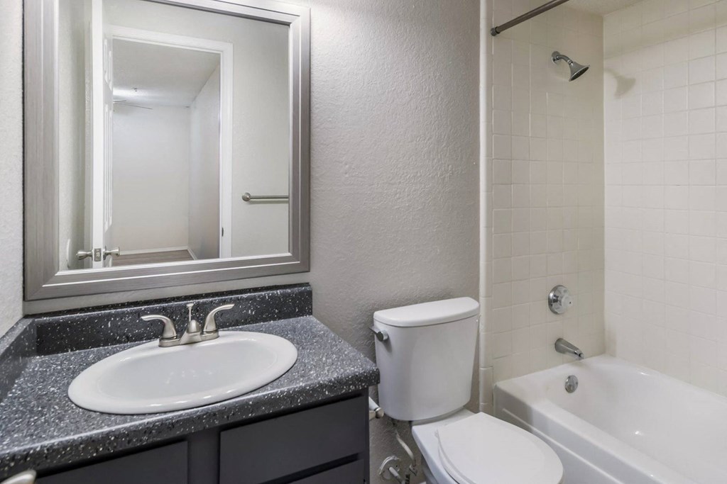 Bathroom 2 | Rustic Oaks | Wylie TX