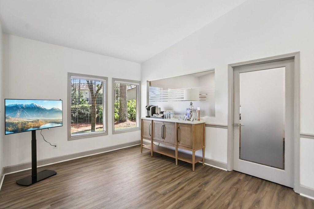 Standford Village Apartments in Norcross, GA Clubhouse