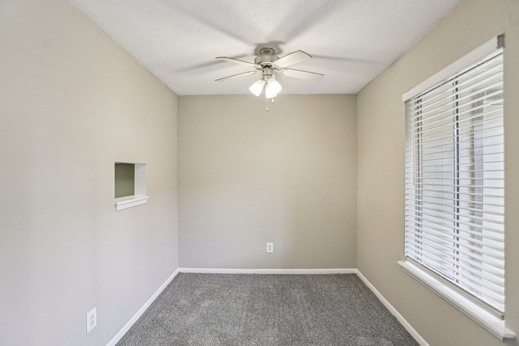 Standford Village Apartments in Norcross, GA Dining Room