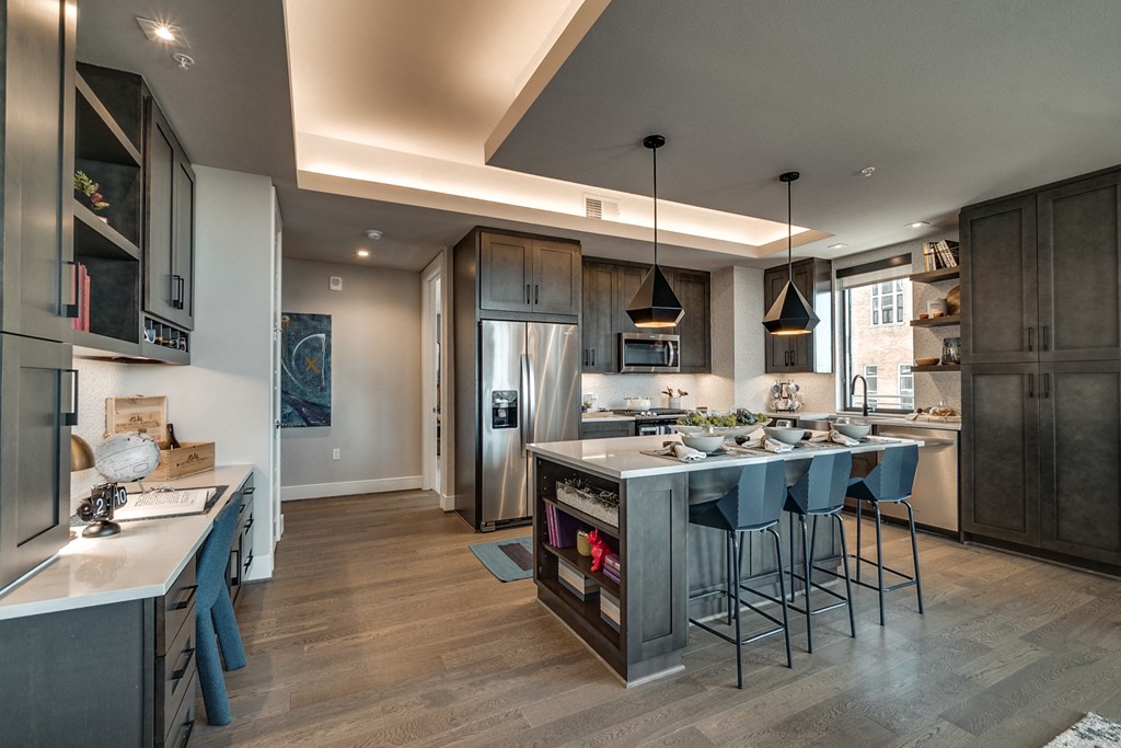 Fully Equipped Kitchens And Dining at The Hamilton, Texas