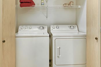 Full-Size Washer and Dryers available at Ultris Madison, Olympia, WA,98513