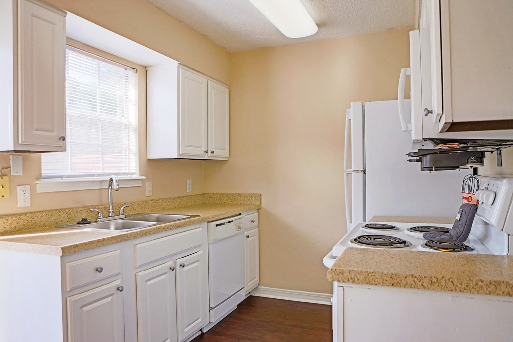 Unit Kitchen View 3 at The Magnolia in Shreveport, LA