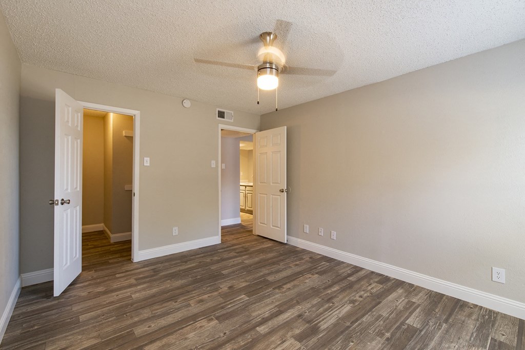 Vine Apartments, 711 Trinity Circle, Arlington, TX RentCafe