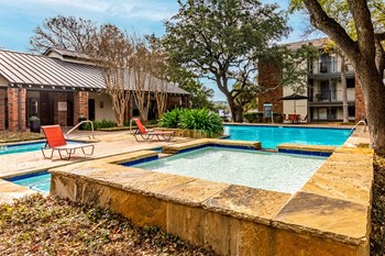 WalnutCreekCrossing-AustinTX-Pool_Area_2(1) - Photo Gallery 13