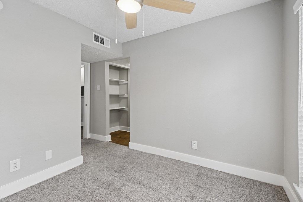 Westdale Hills in Hurst TX Sawgrass bedroom