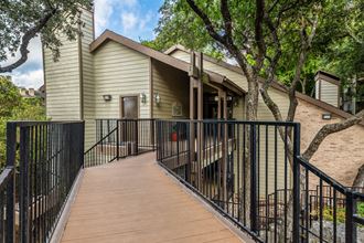 7630 Wood Hollow Dr. 1-2 Beds Apartment for Rent - Photo Gallery 2