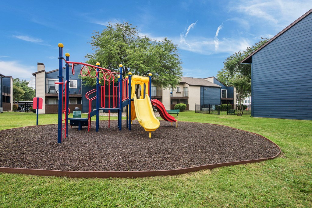the preserve at ballantyne commons childrens playground