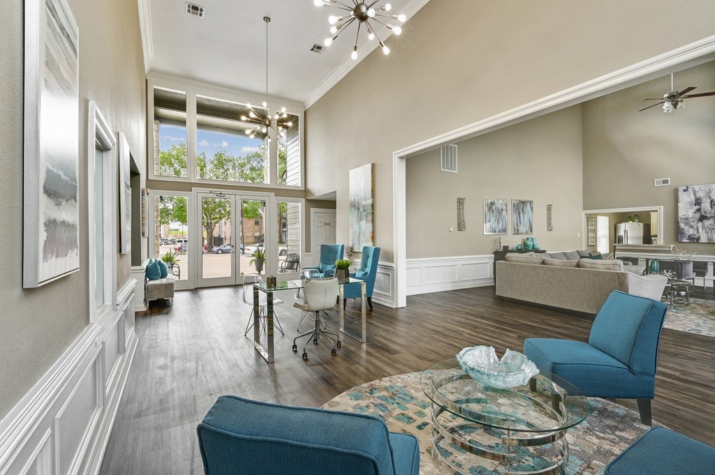 Bear Creek Crossing Clubhouse and leasing office in Houston, TX