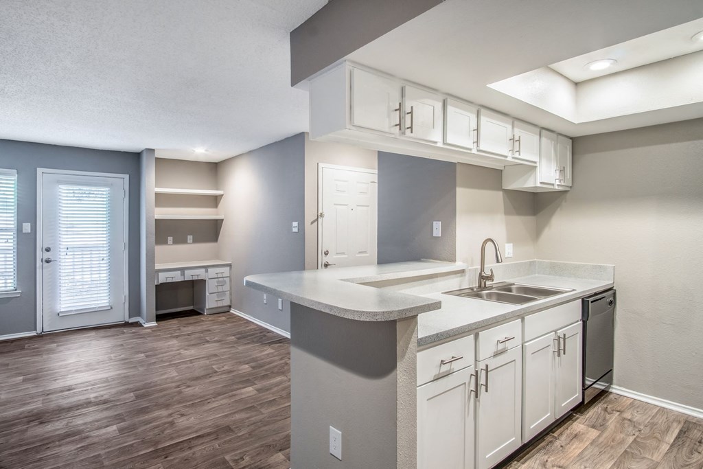 Upgraded Unit Kitchen at The Players Club Apartments in Nashville, TN