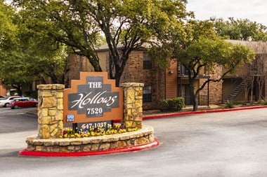 7520 Potranco Rd. 1-2 Beds Apartment for Rent - Photo Gallery 1