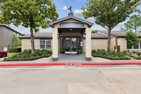 Leasing Office at Willow Brook Crossing in Houston, TX