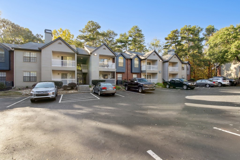 Woodmere Trace Apartments in Duluth, GA Apartment Exterior