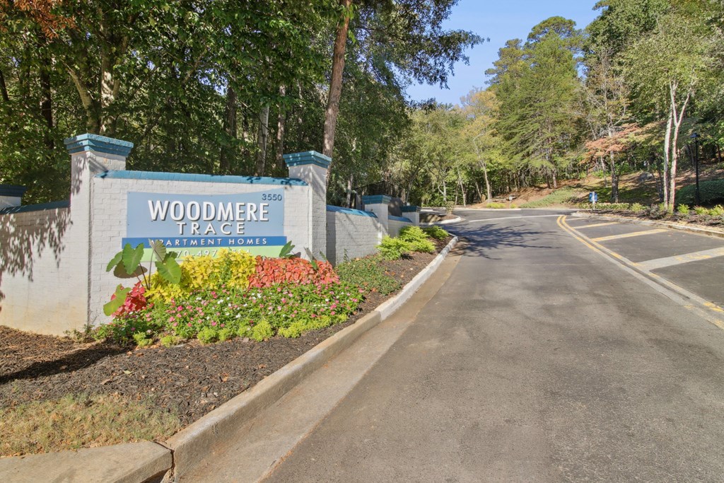 Woodmere Trace Apartments in Duluth, GA Property Sign