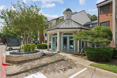 Leasing office at Laurels of Sendera in Arlington, TX