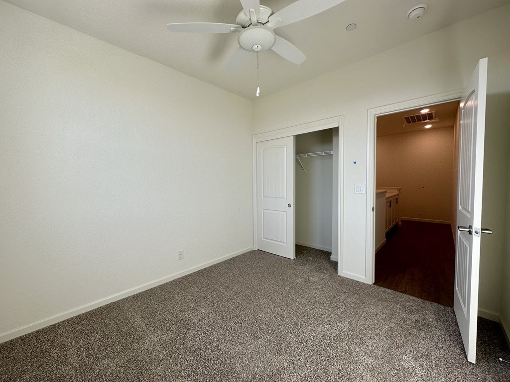 Portola Plaza Apartments, 3700 Loma Vista Parkway 4004, Clovis, CA
