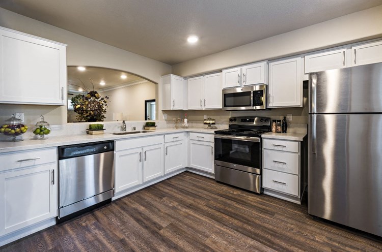 Le Provence At The Dominion