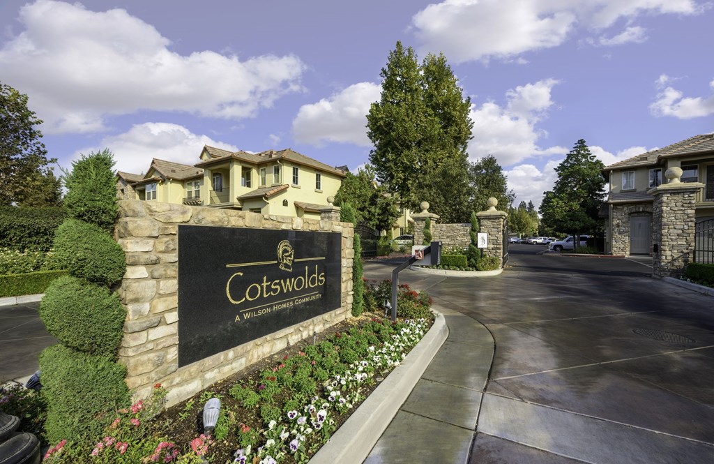 Cotswolds Apartments, 1242 E Champlain Dr, Fresno, CA RentCafe