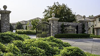 Community Entrance - Photo Gallery 3