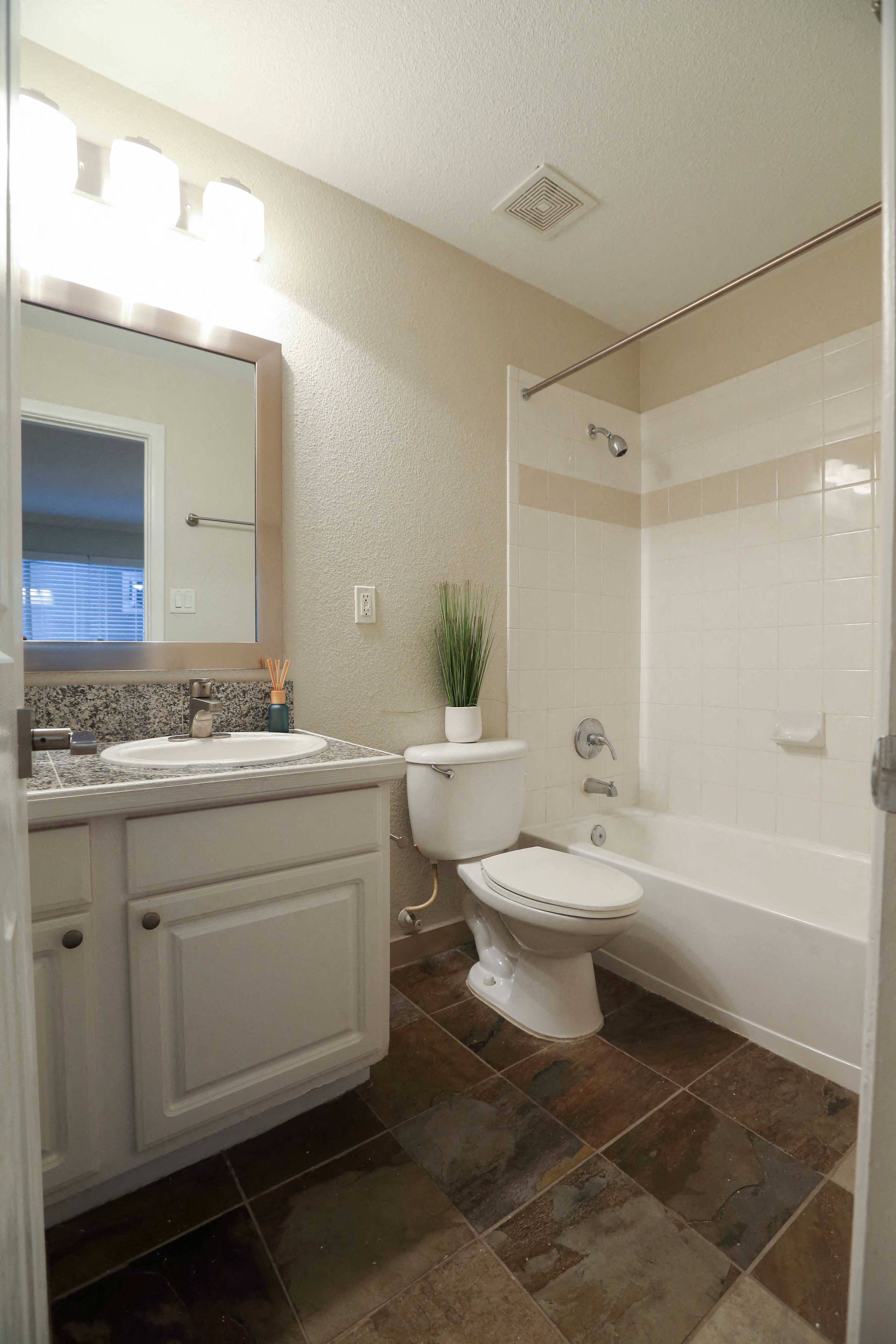 220 West Alabama Apartments, 220 West Alabama, Houston, TX - RENTCafé