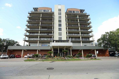 230 West Alabama Elevation view