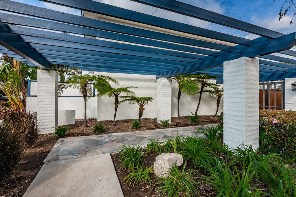 Exterior of 900 Prospect