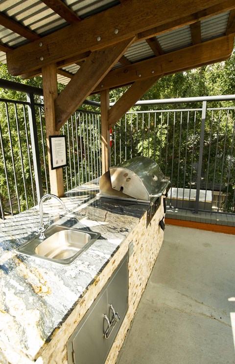 230 West Alabama Grill