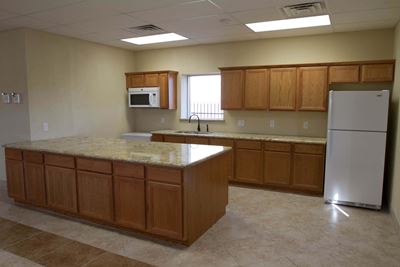 Spacious kitchen floorplan