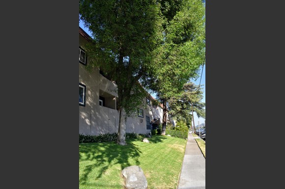Vue At Montrose Apartments 2121 Valderas Drive Glendale Ca Rentcafe