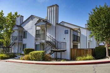 street view of the community - Photo Gallery 3