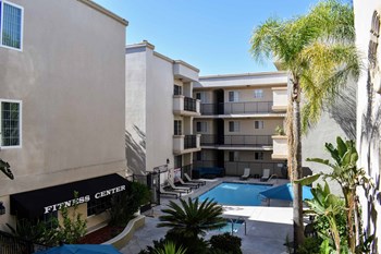 4616 Willis Avenue 1-2 Beds Apartment for Rent - Photo Gallery 6