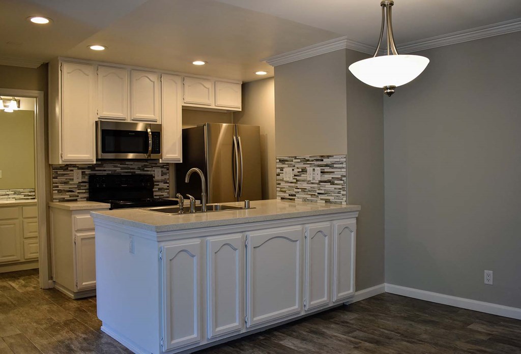 Americana Simi Valley is a similar property to Garden Villas located in Simi Valley