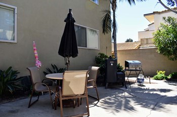 5906 South Pacific Coast Hwy Studio-3 Beds Apartment for Rent - Photo Gallery 3