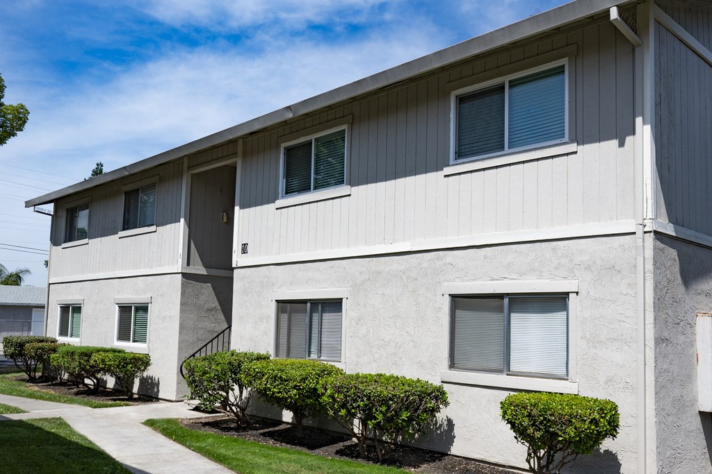 View of a building at Sutter Apartments