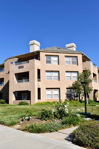 42450 Moraga Road 1-3 Beds Apartment for Rent - Photo Gallery 2