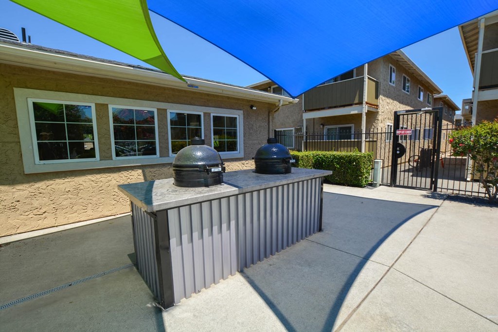 covered Grilling area